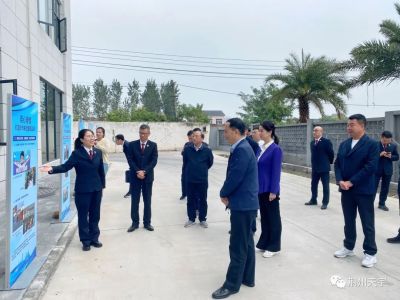 省人大常委會立法調(diào)研組考察調(diào)研荊州天宇企業(yè)未檢觀護基地