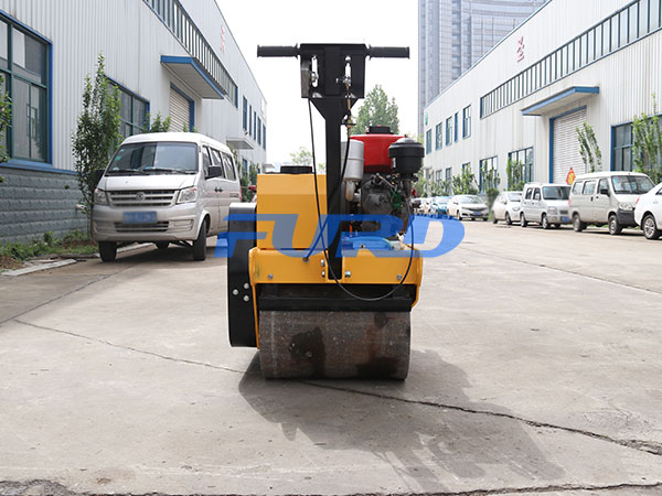 水冷柴油動力壓路機 水冷柴油動力壓路機