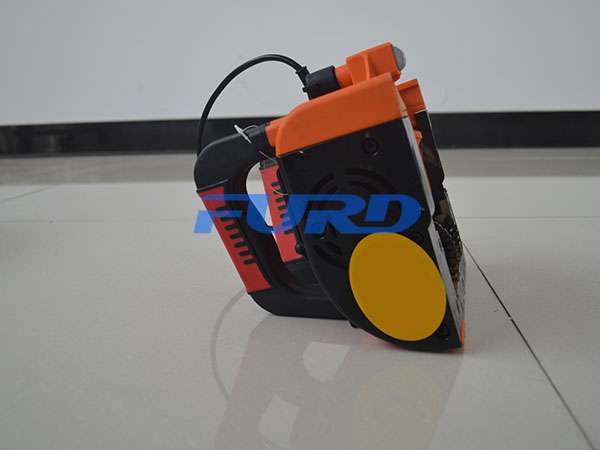 手持無塵刨墻機(jī) 手持無塵刨墻機(jī)