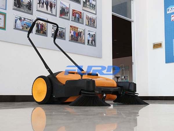 手推式掃地機(jī) 手推式掃地機(jī)