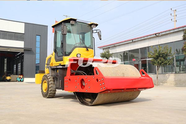 小型壓路機(jī) 小型壓路機(jī)