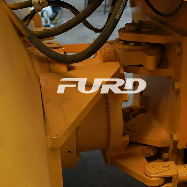 furuide2.jpg 8噸壓路機(jī)