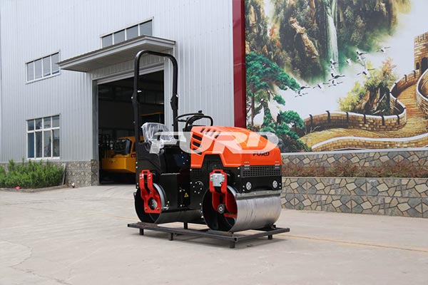 小型壓路機(jī) 小型壓路機(jī)