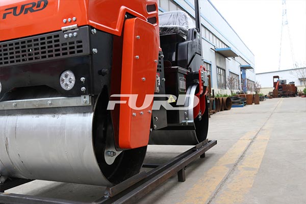 小型壓路機(jī) 小型壓路機(jī)