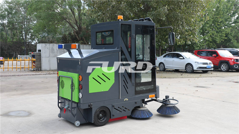 CZ4A3702.jpg CZ4A3702.jpg