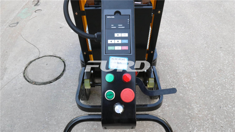 IMG_7554.jpg IMG_7554.jpg