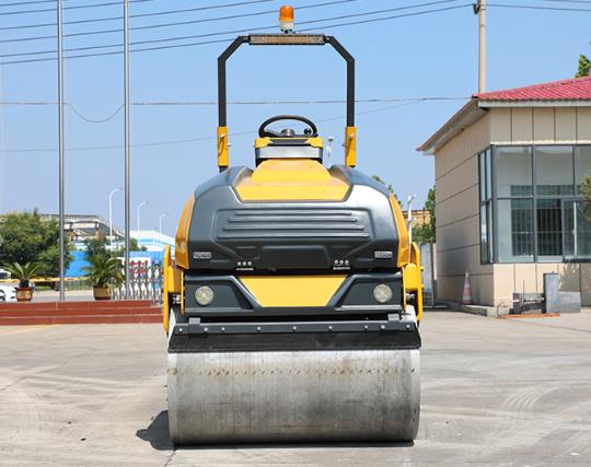 壓路機(jī) 壓路機(jī)